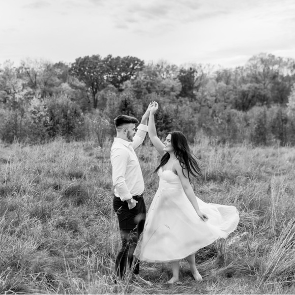 Selfie Leslie white chiffon dress - Picture 3 of 3